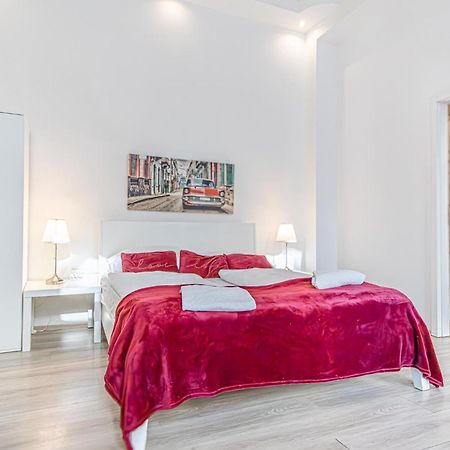 Sleek Studio Apt - Suitable For Longstays Wiedeń Zewnętrze zdjęcie